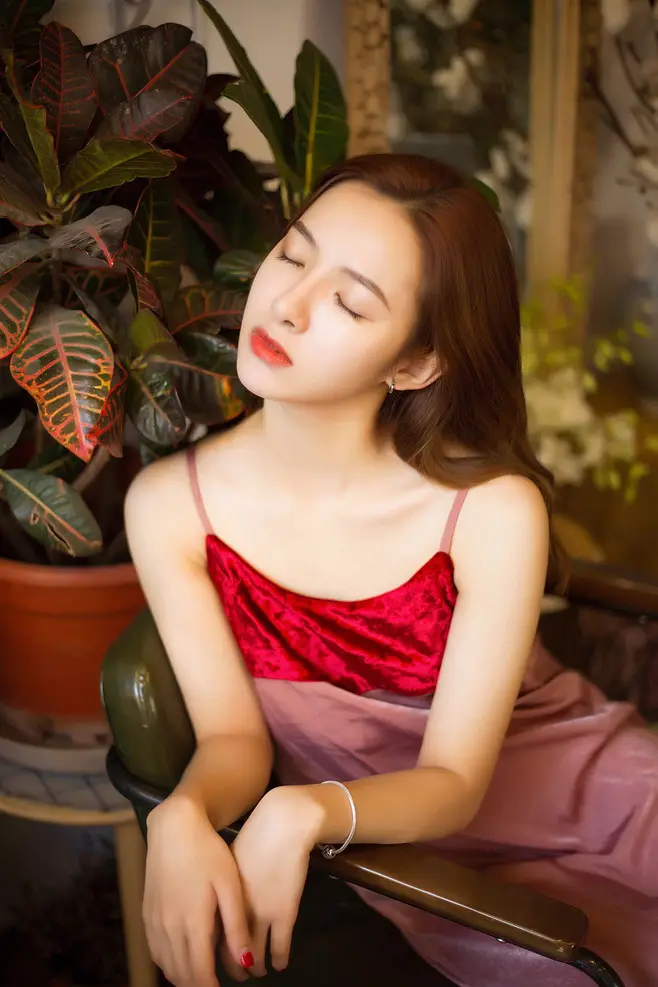 云南广州高端商务伴游晓雯