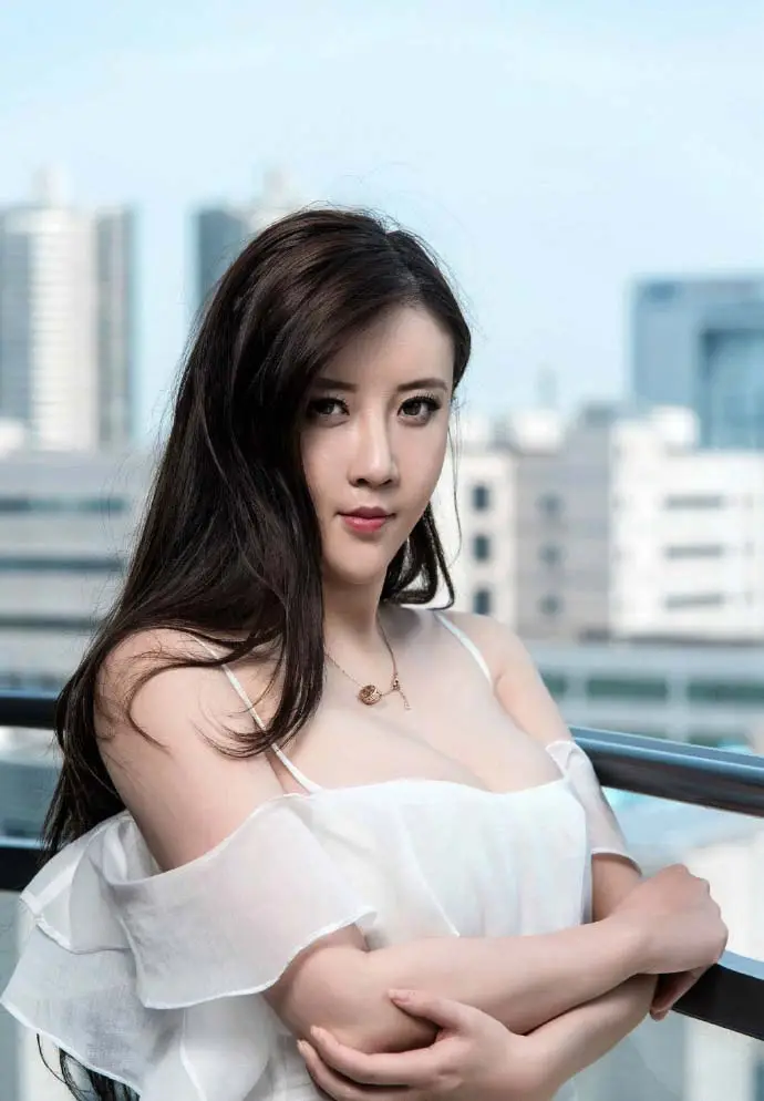 云南佛山商务伴游香香的个人资料